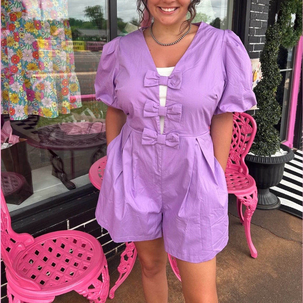 NWT Wisteria Puff Sleeve Bow Front Romper